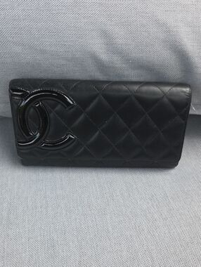 Chanel Classic Flap Wallet Quilted in Black & Pink